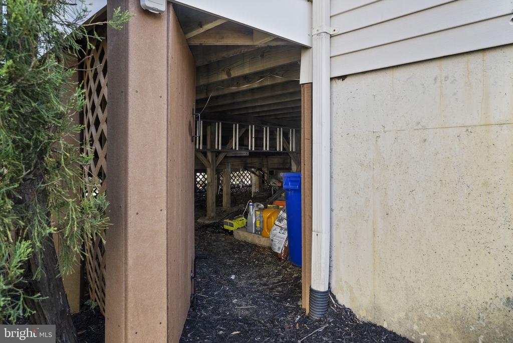 1 BERGAN COURT
