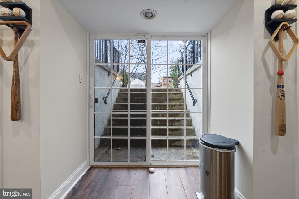 1 BERGAN COURT