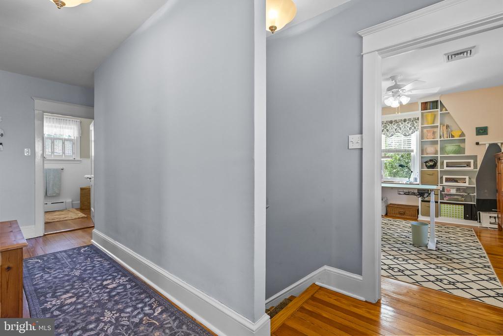 429 E 2ND STREET