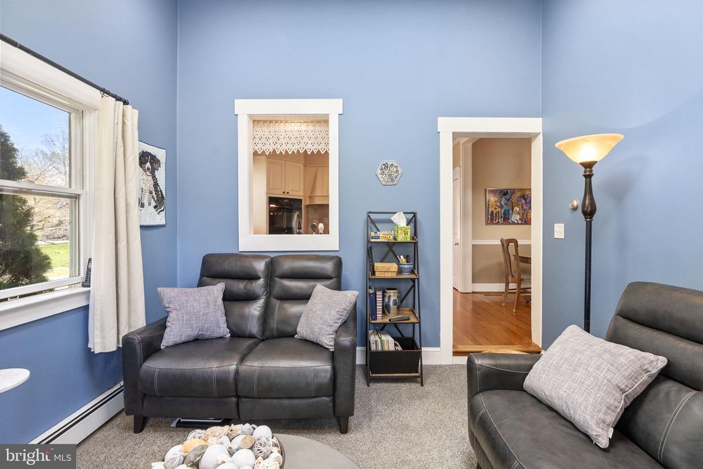 429 E 2ND STREET