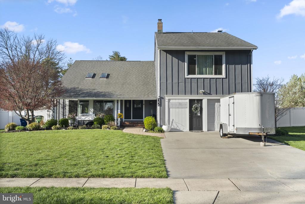 32 HARWOOD ROAD