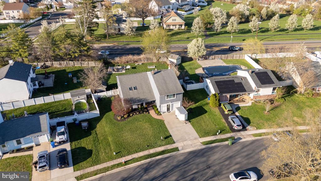 32 HARWOOD ROAD