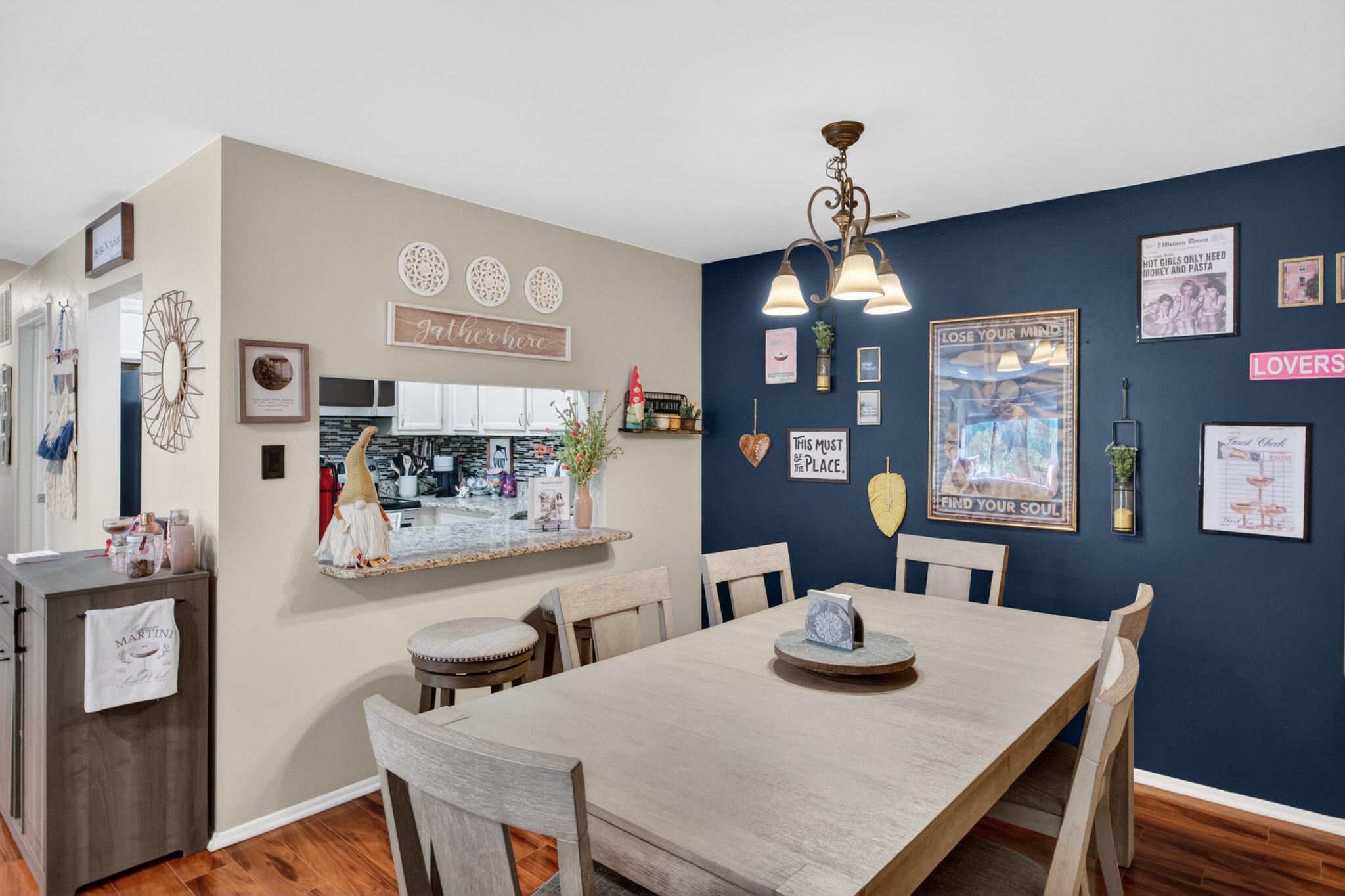 5109B ABERDEEN DRIVE