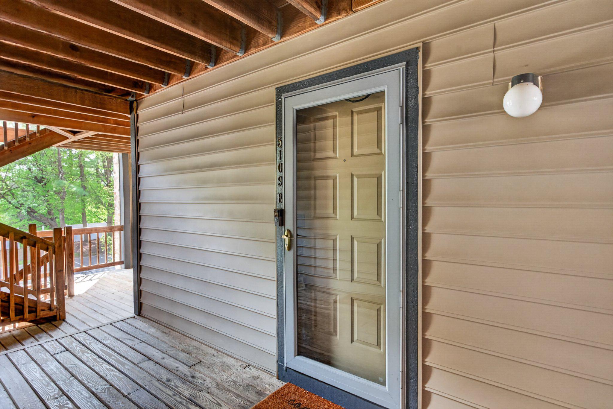 5109B ABERDEEN DRIVE