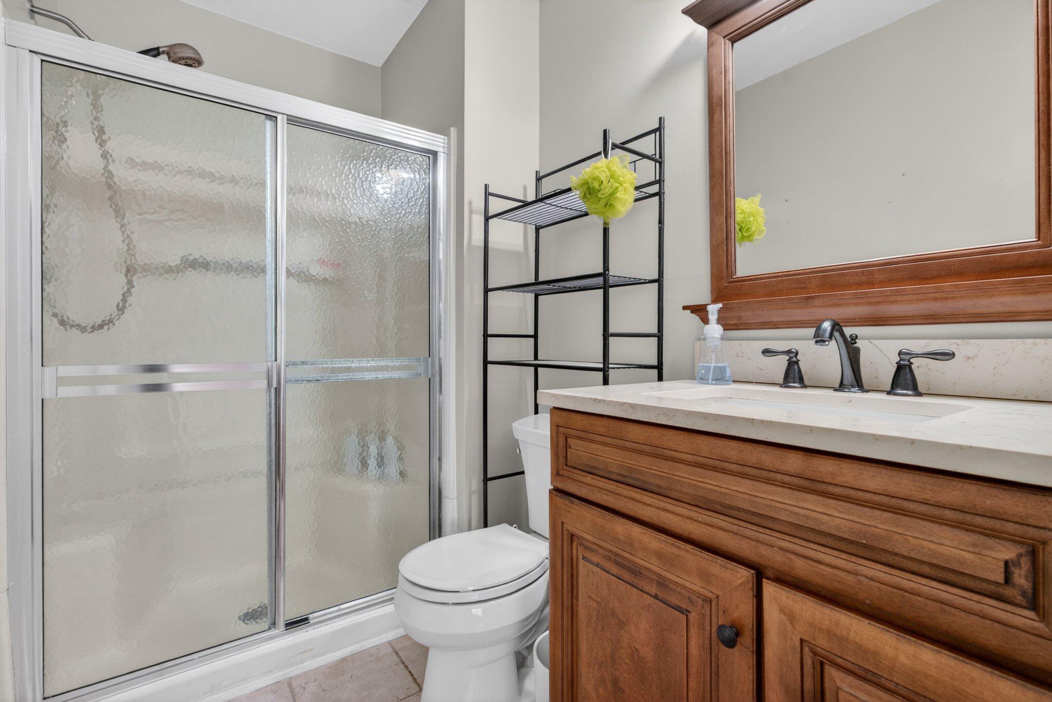 5109B ABERDEEN DRIVE