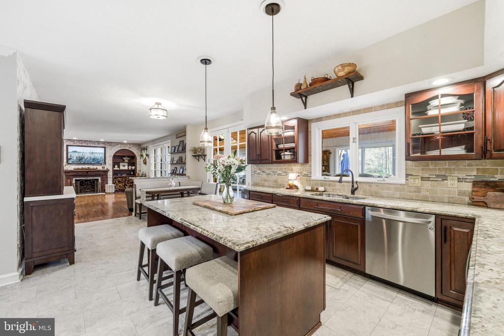 2 TEABERRY DRIVE