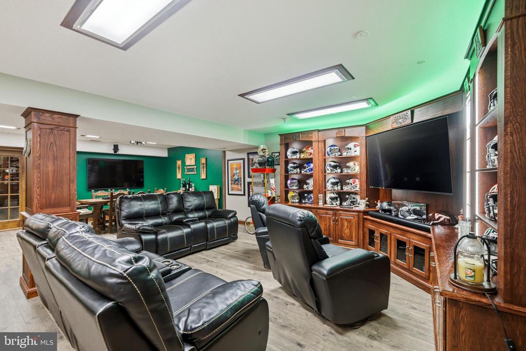 2 TEABERRY DRIVE
