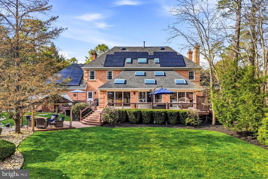 2 TEABERRY DRIVE