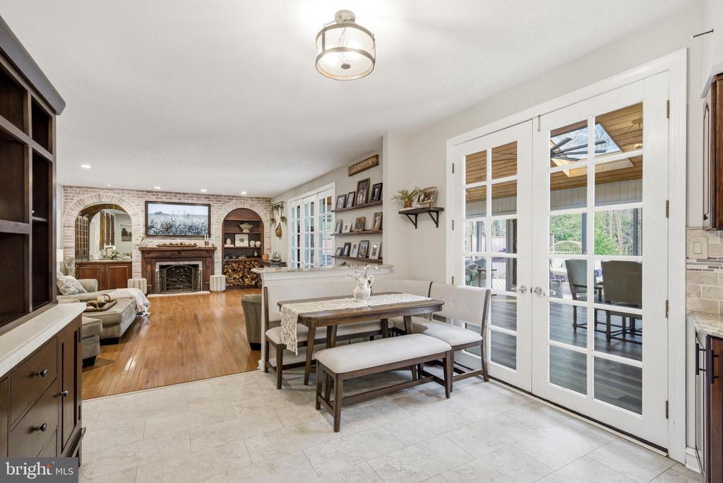 2 TEABERRY DRIVE