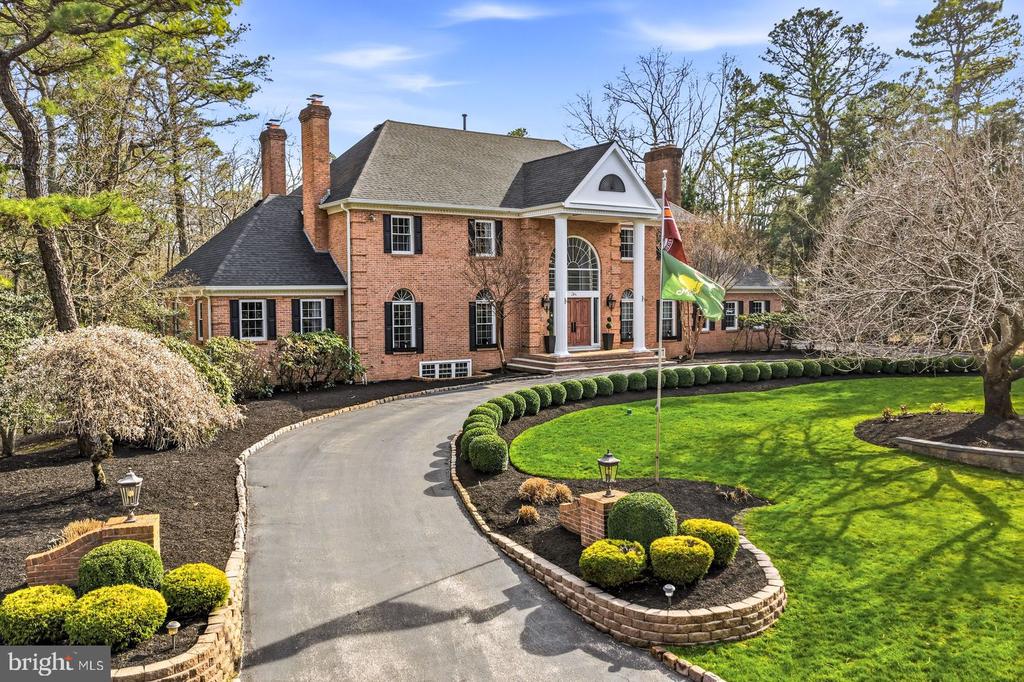 2 TEABERRY DRIVE