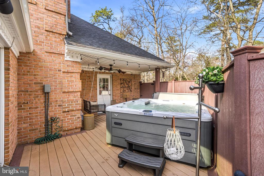 2 TEABERRY DRIVE