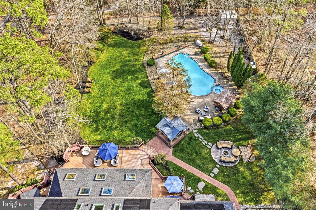 2 TEABERRY DRIVE