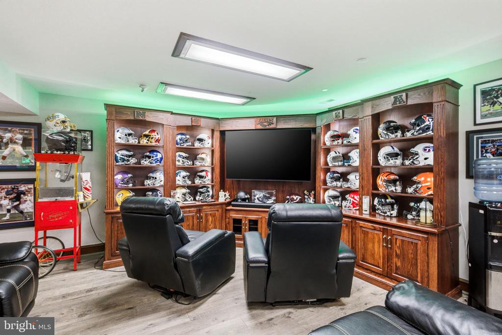 2 TEABERRY DRIVE