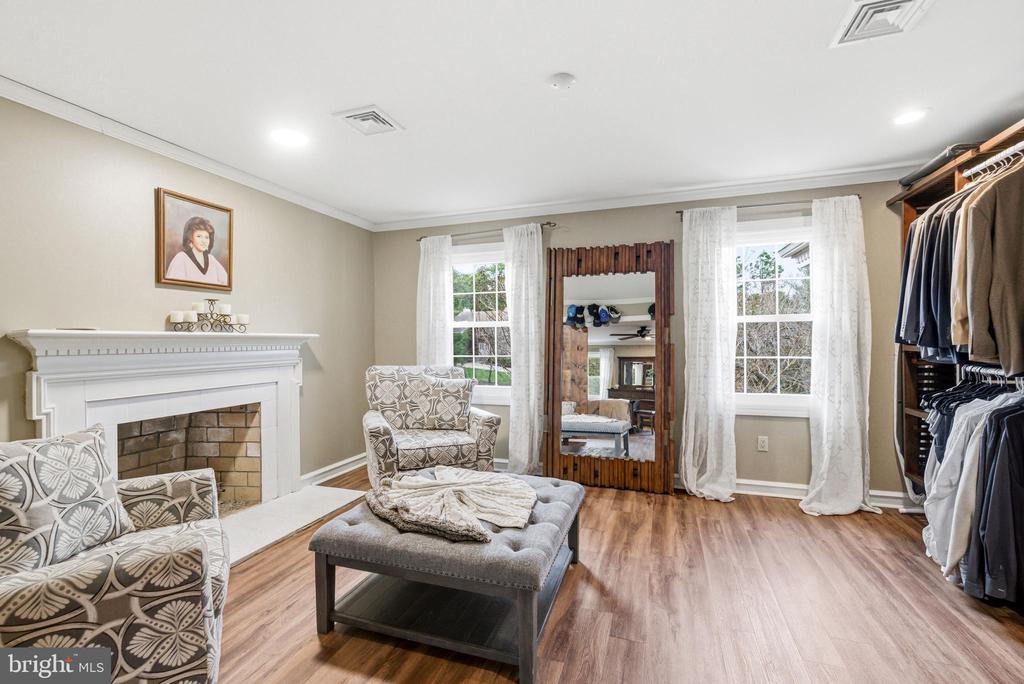 2 TEABERRY DRIVE