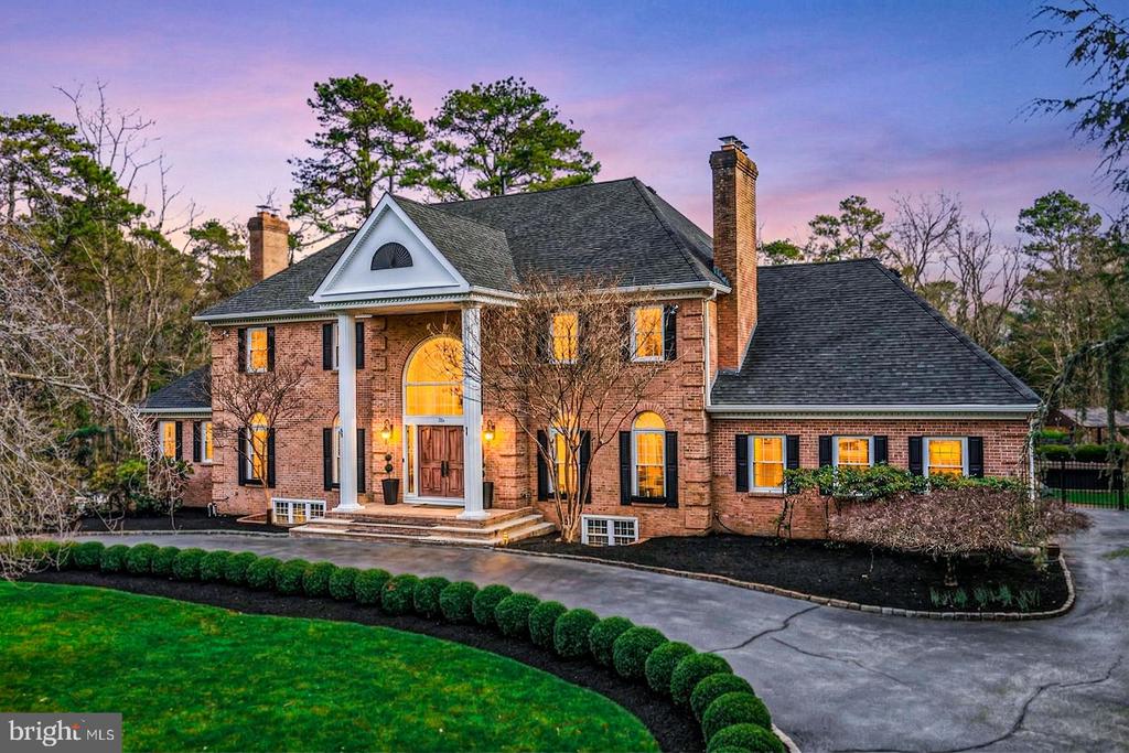 2 TEABERRY DRIVE