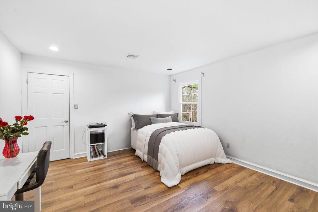 2 TEABERRY DRIVE