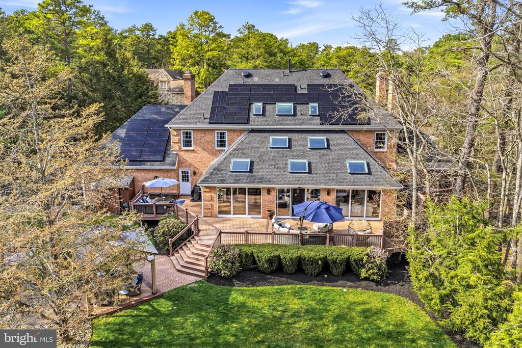 2 TEABERRY DRIVE