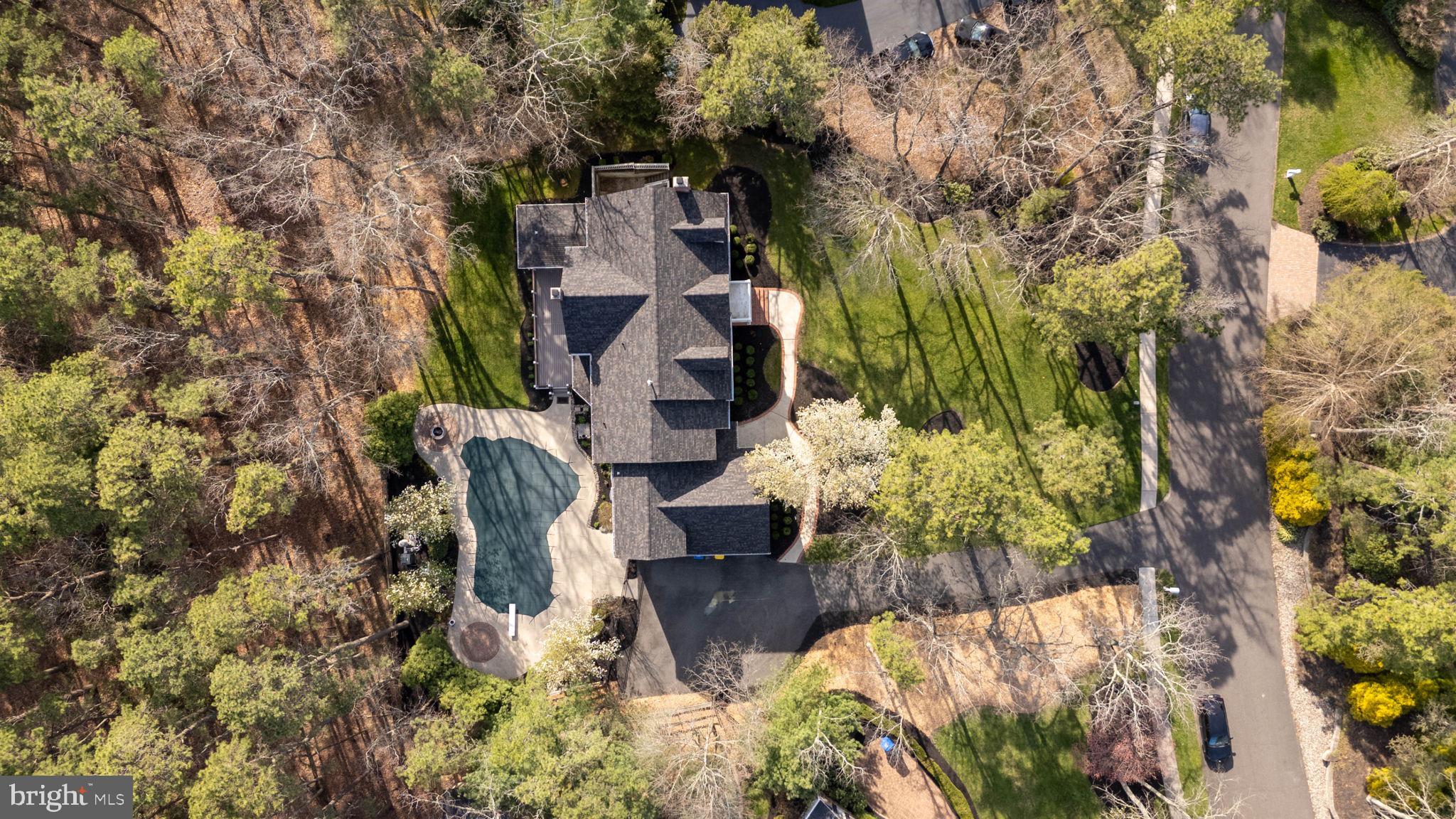 9 CLIFF SWALLOW DRIVE