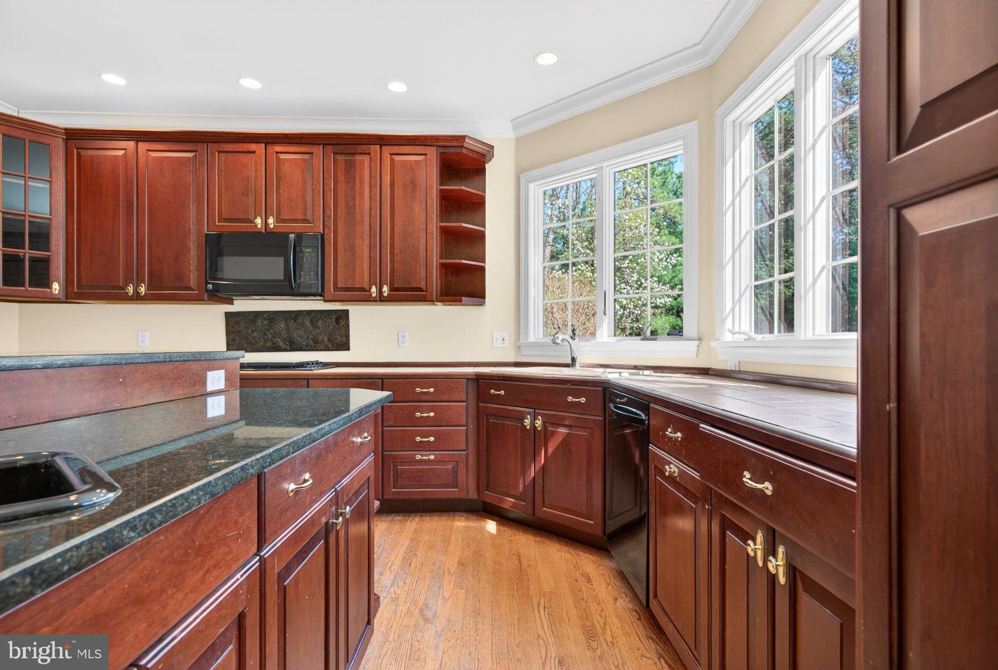 9 CLIFF SWALLOW DRIVE