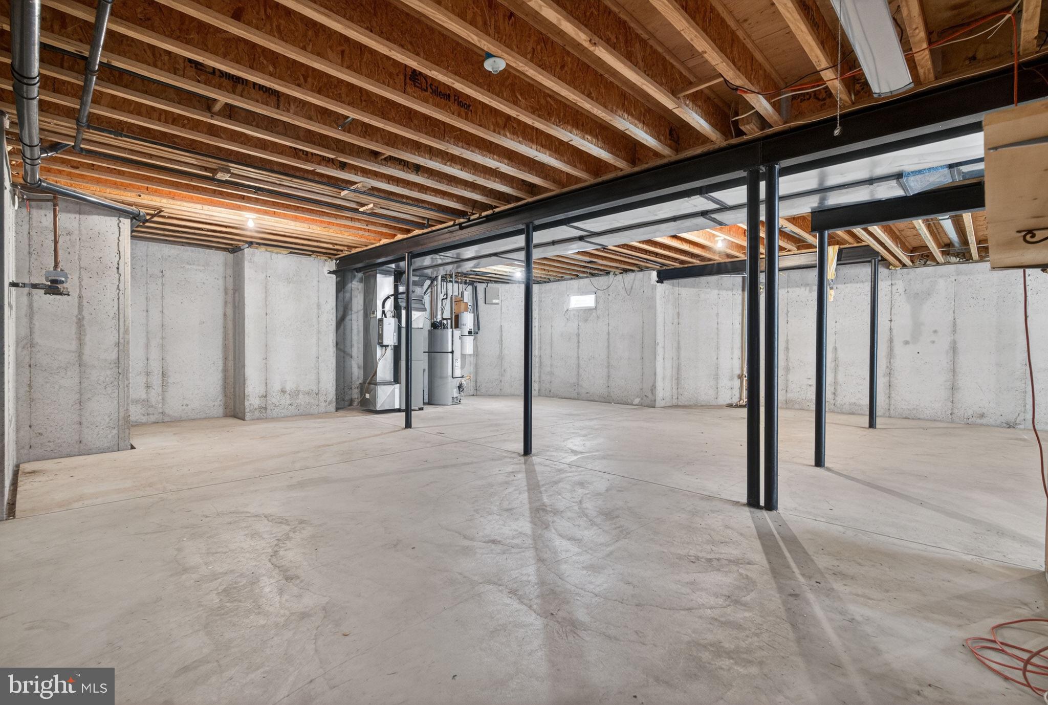 9 CLIFF SWALLOW DRIVE