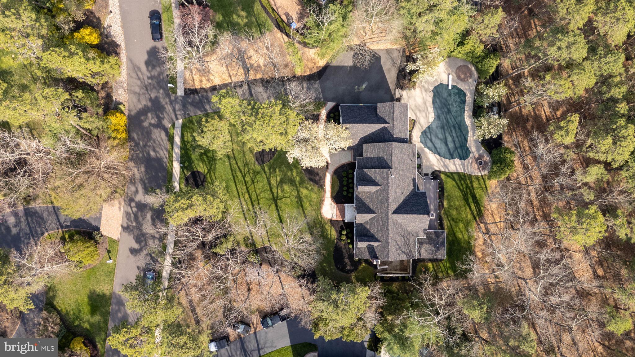 9 CLIFF SWALLOW DRIVE