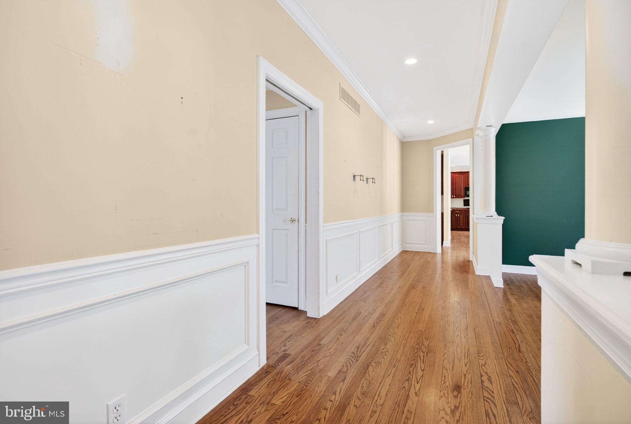 9 CLIFF SWALLOW DRIVE