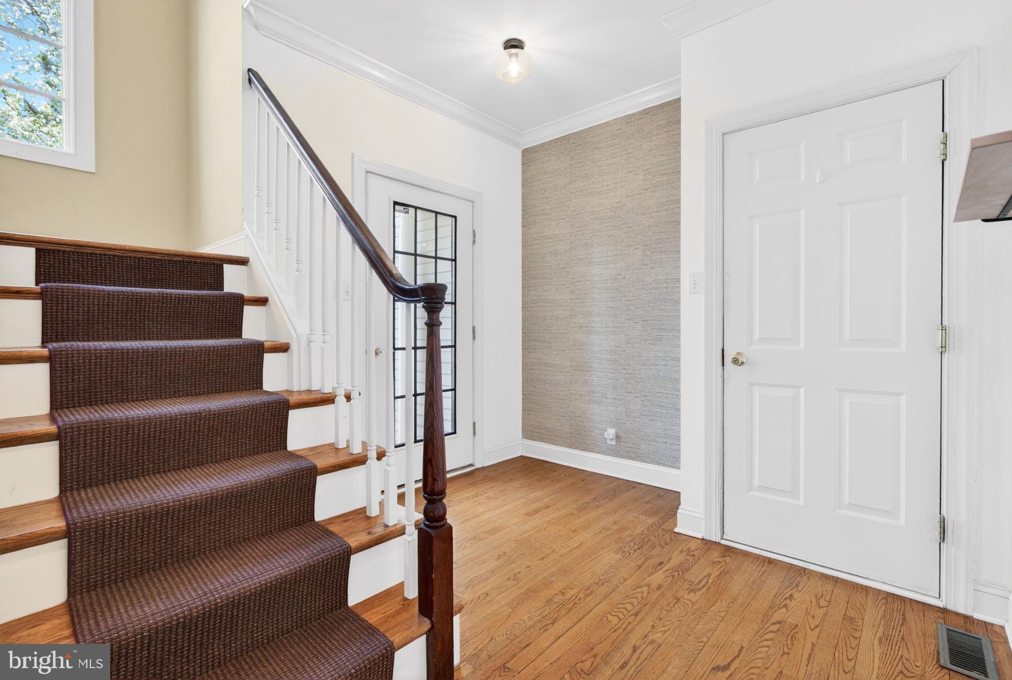 9 CLIFF SWALLOW DRIVE