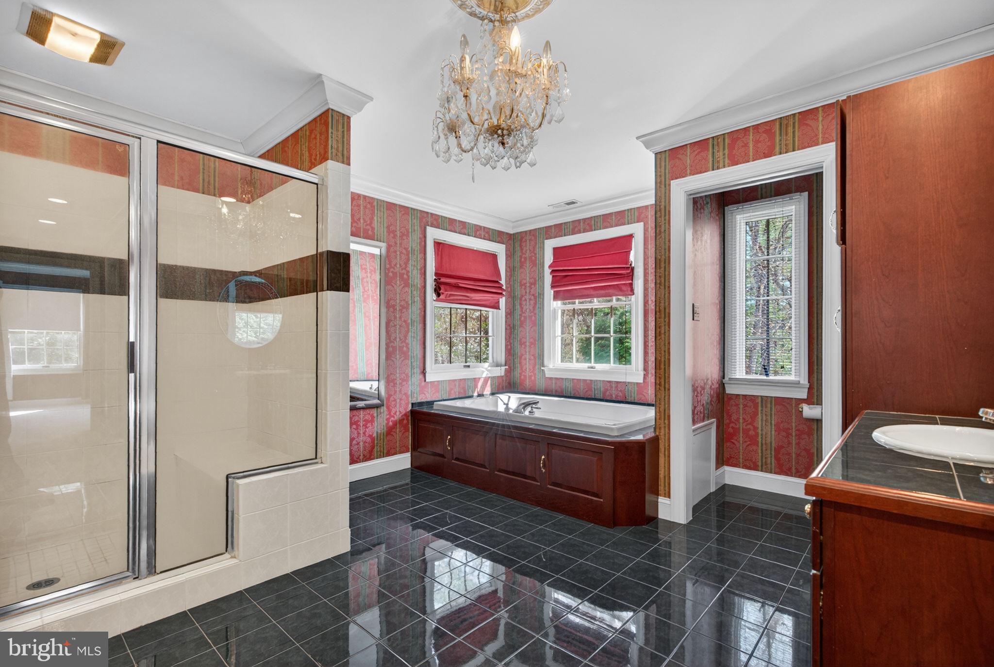 9 CLIFF SWALLOW DRIVE