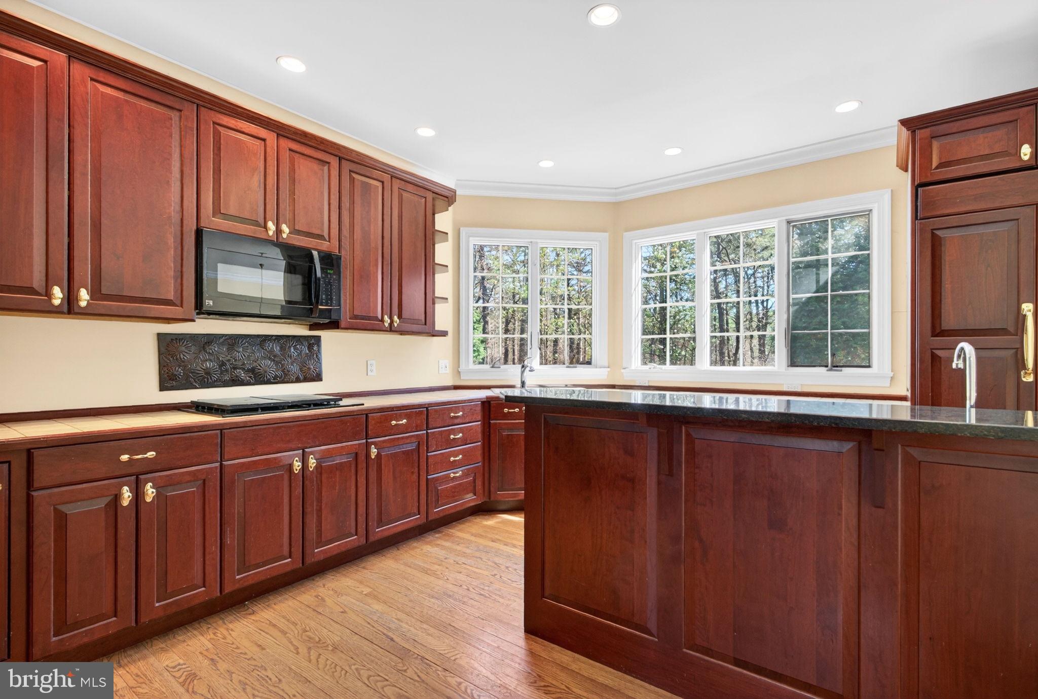 9 CLIFF SWALLOW DRIVE