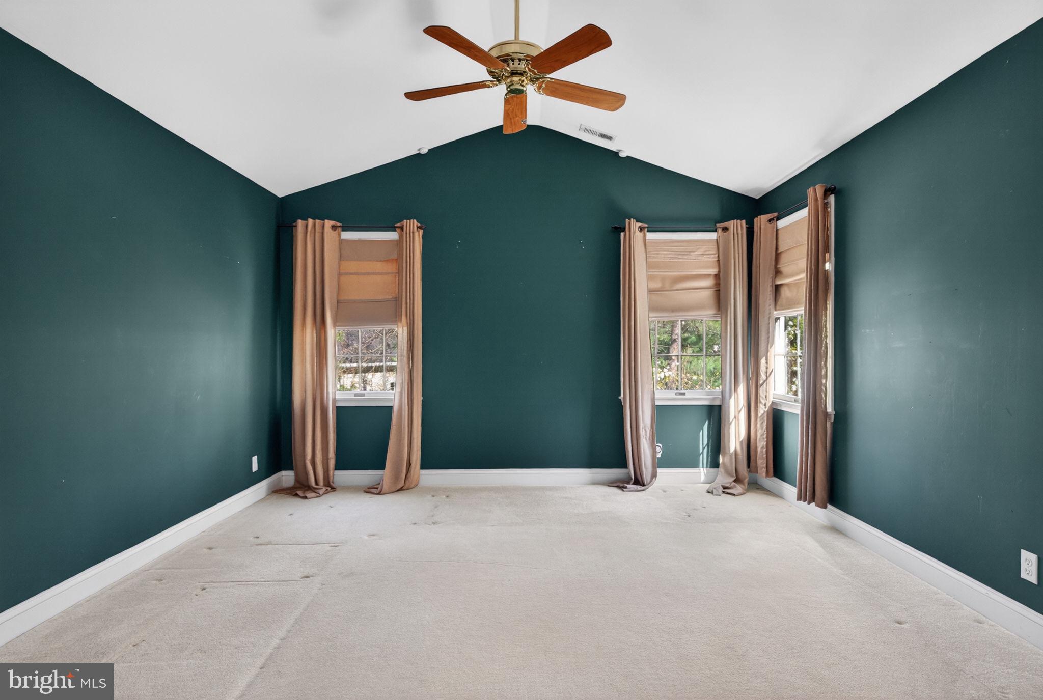 9 CLIFF SWALLOW DRIVE