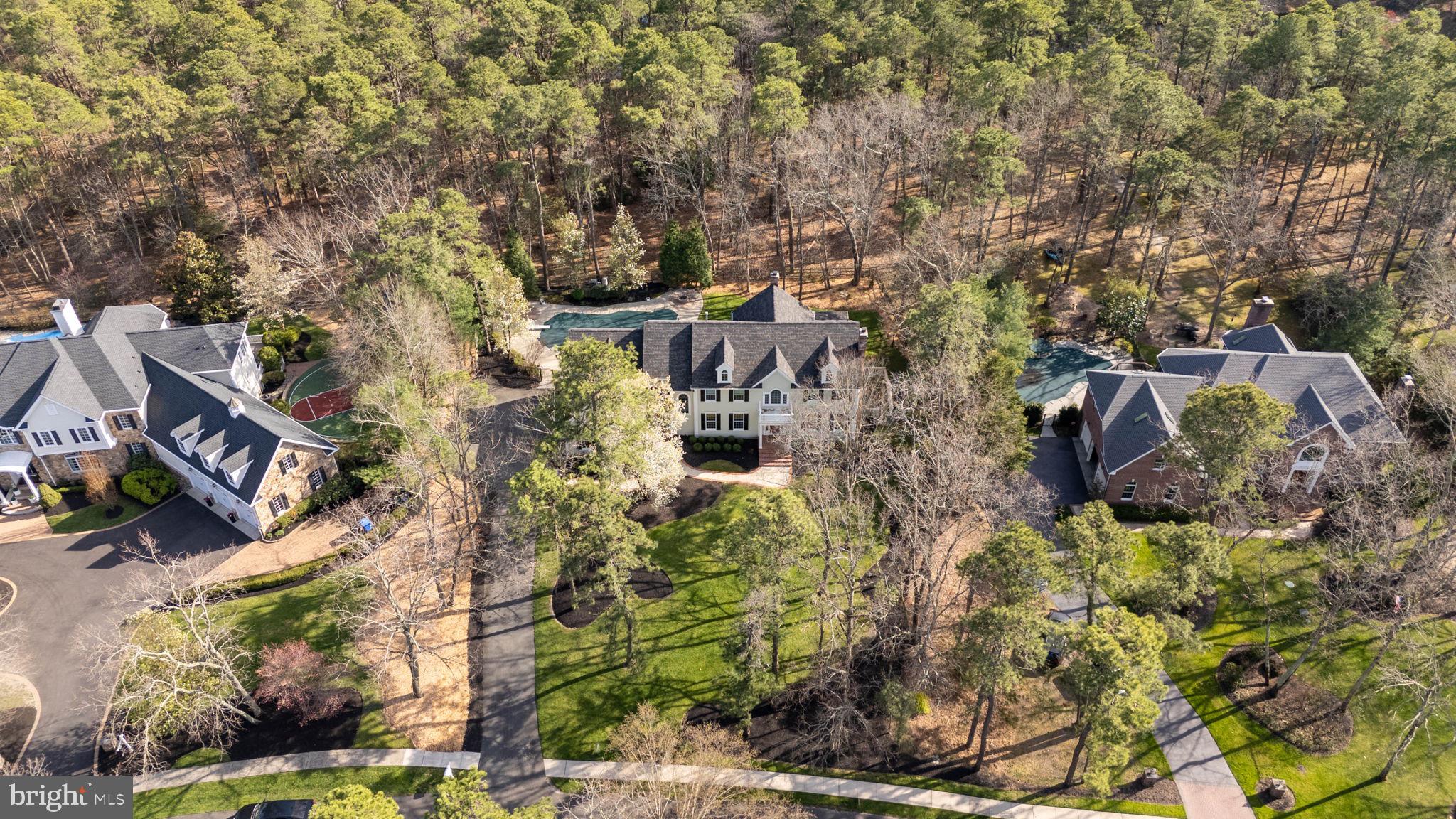 9 CLIFF SWALLOW DRIVE