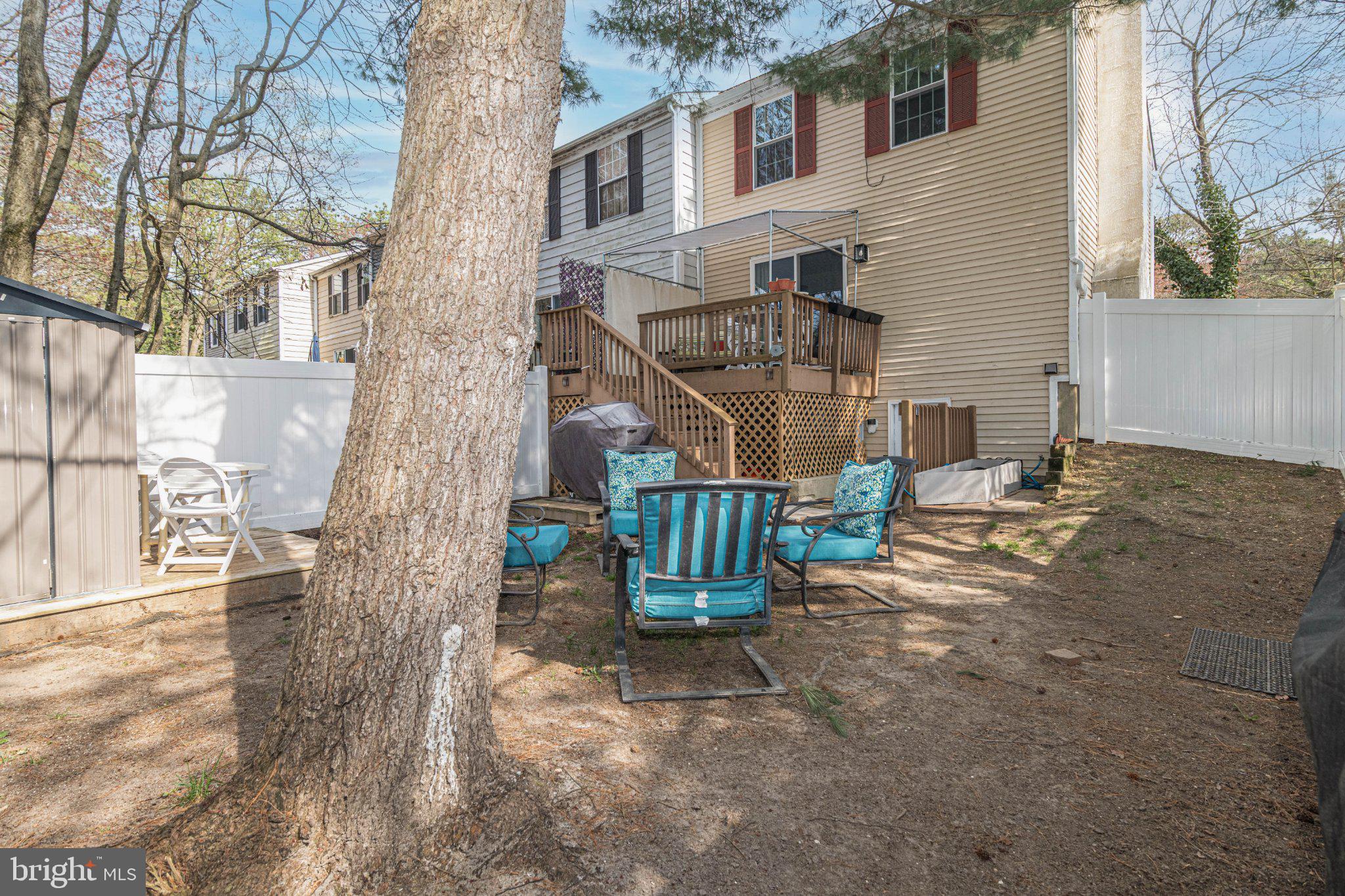 69 DORCHESTER CIRCLE
