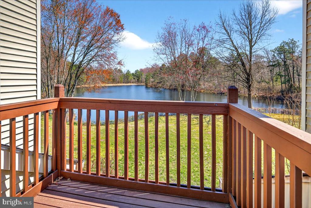 100 WOODLAKE DRIVE