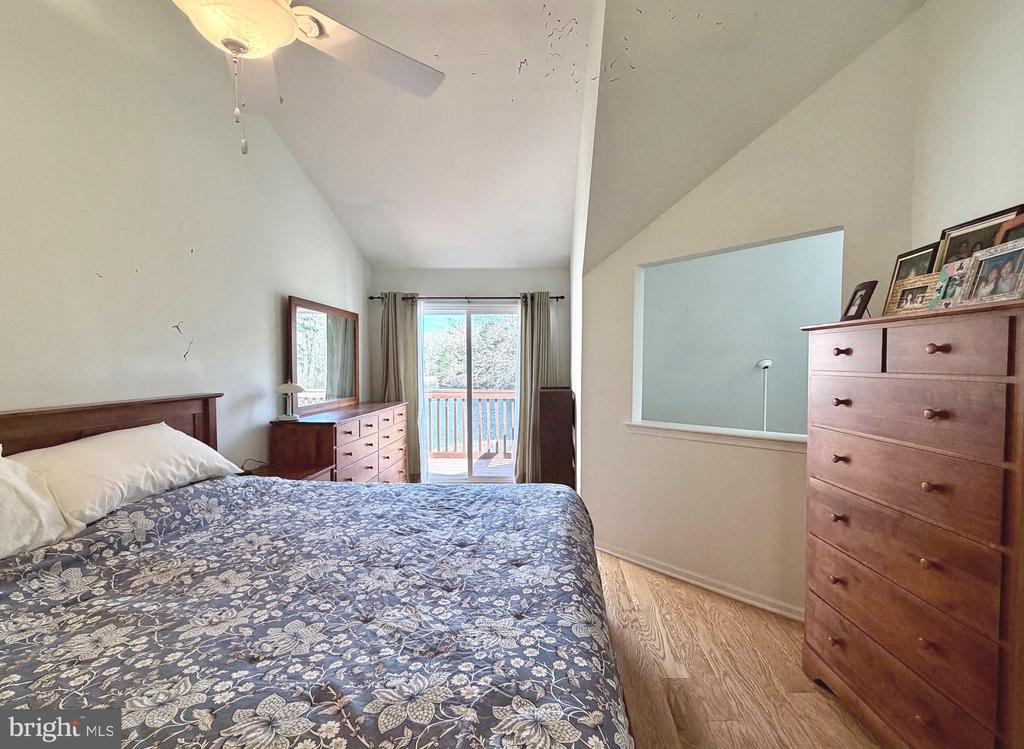 100 WOODLAKE DRIVE