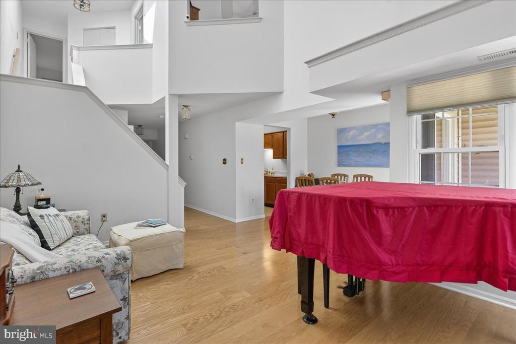 100 WOODLAKE DRIVE
