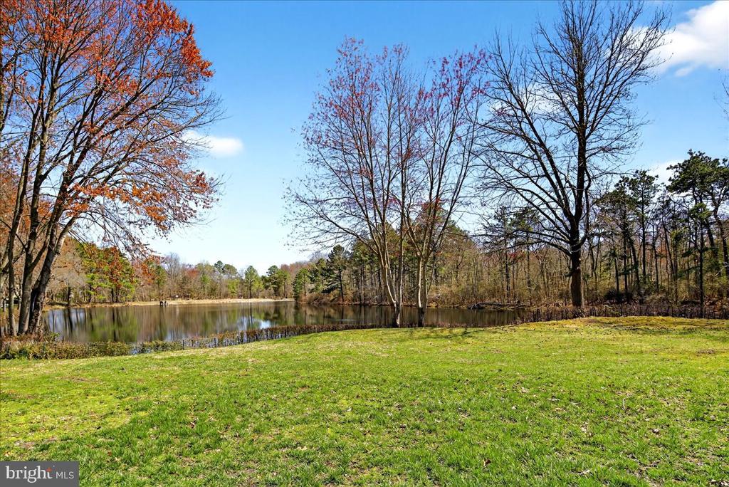 100 WOODLAKE DRIVE