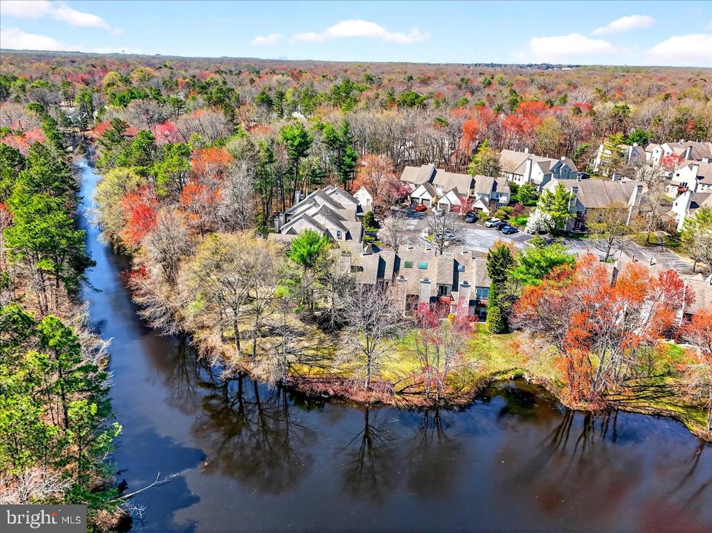 100 WOODLAKE DRIVE