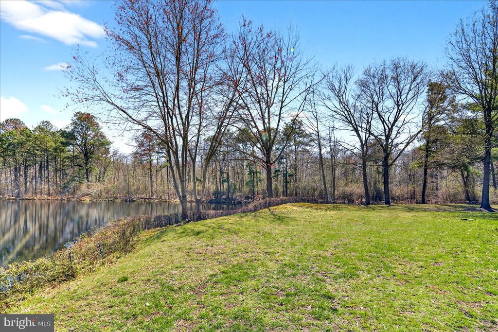 100 WOODLAKE DRIVE