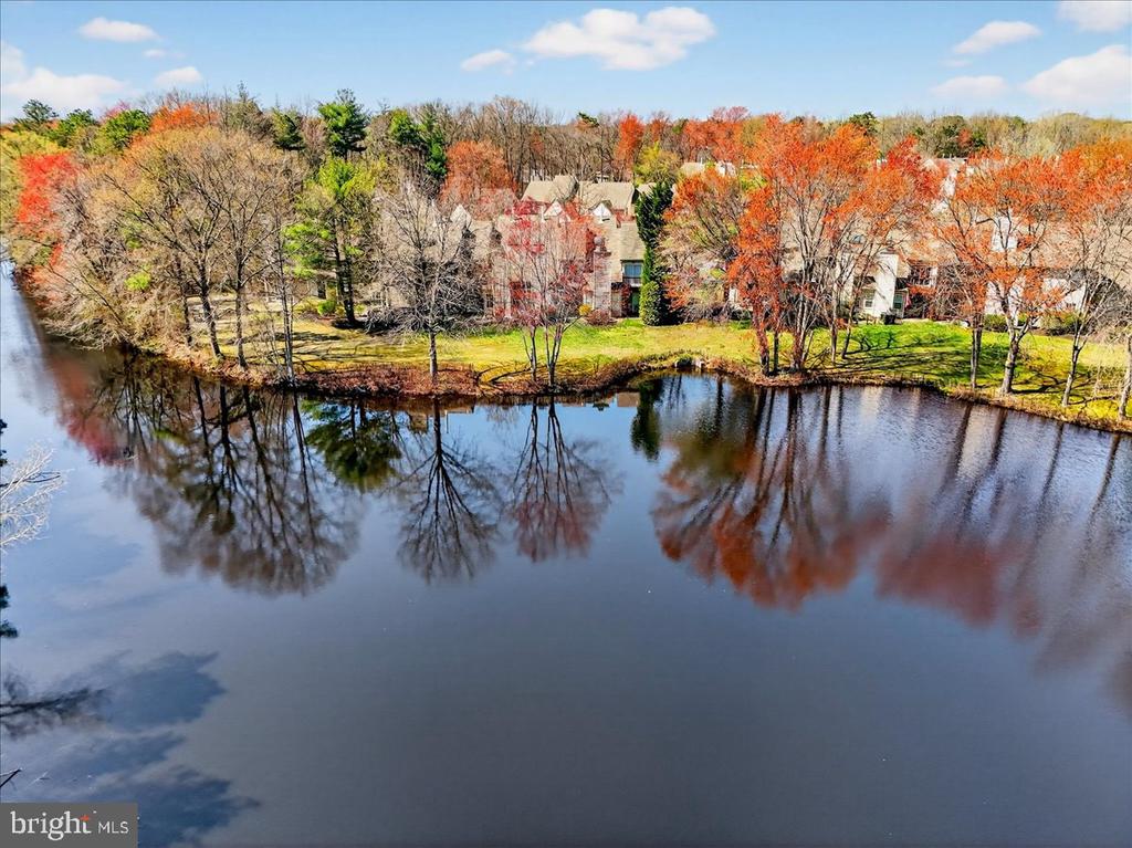 100 WOODLAKE DRIVE