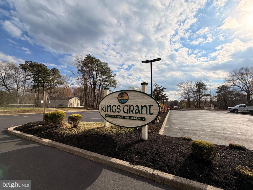 100 WOODLAKE DRIVE