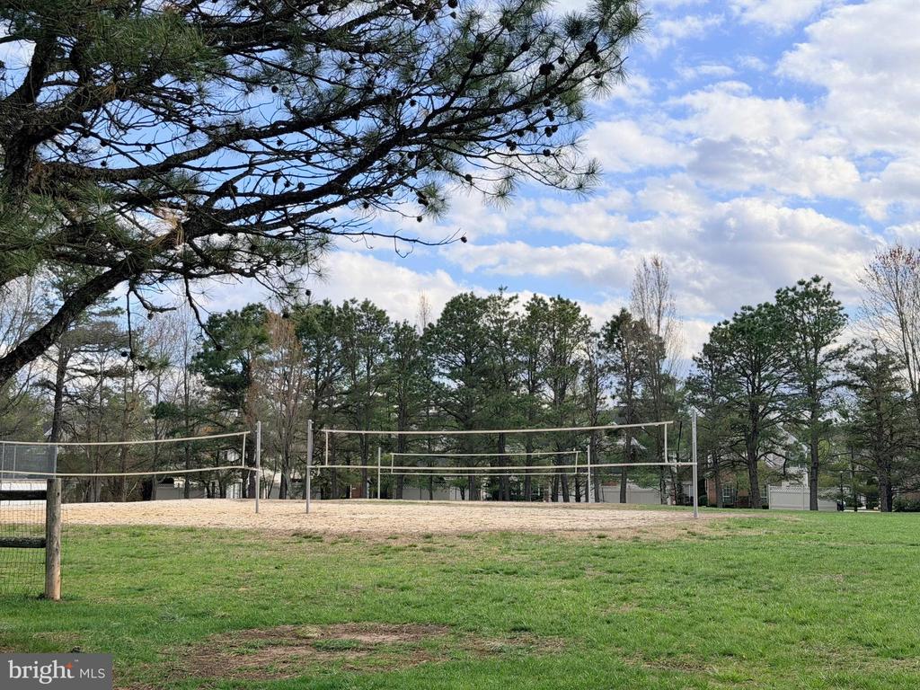 100 WOODLAKE DRIVE