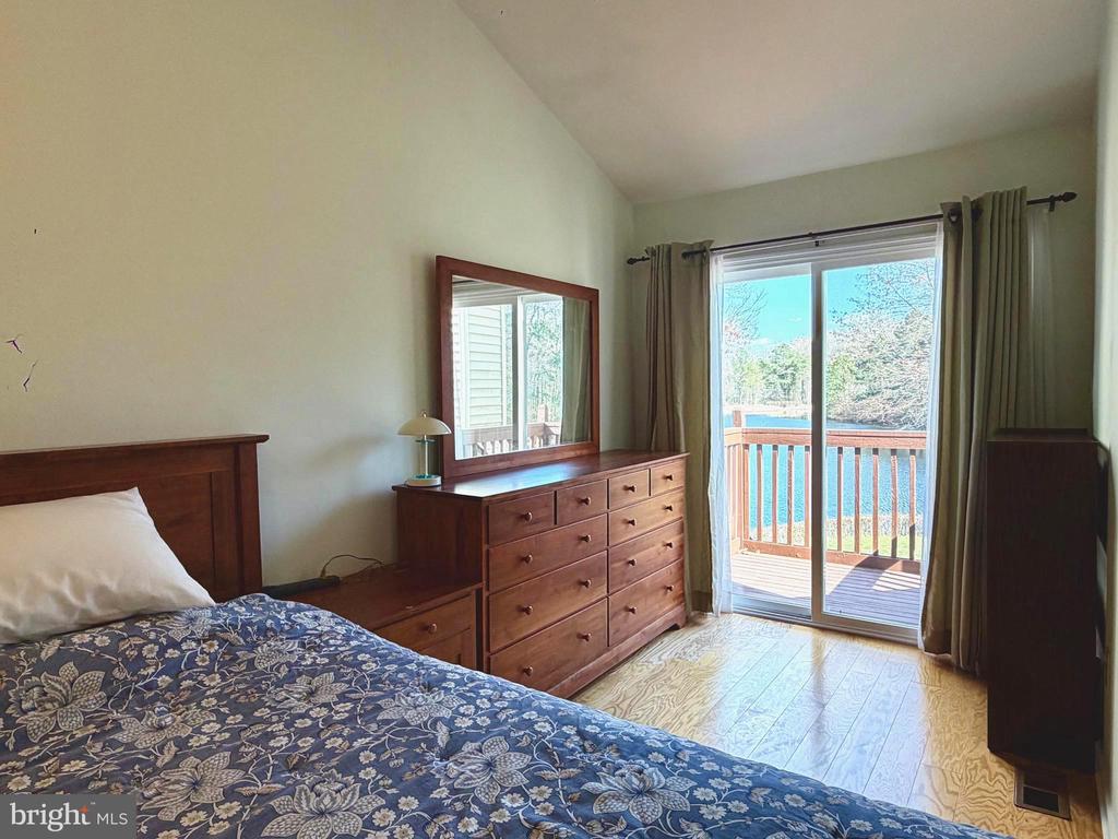 100 WOODLAKE DRIVE