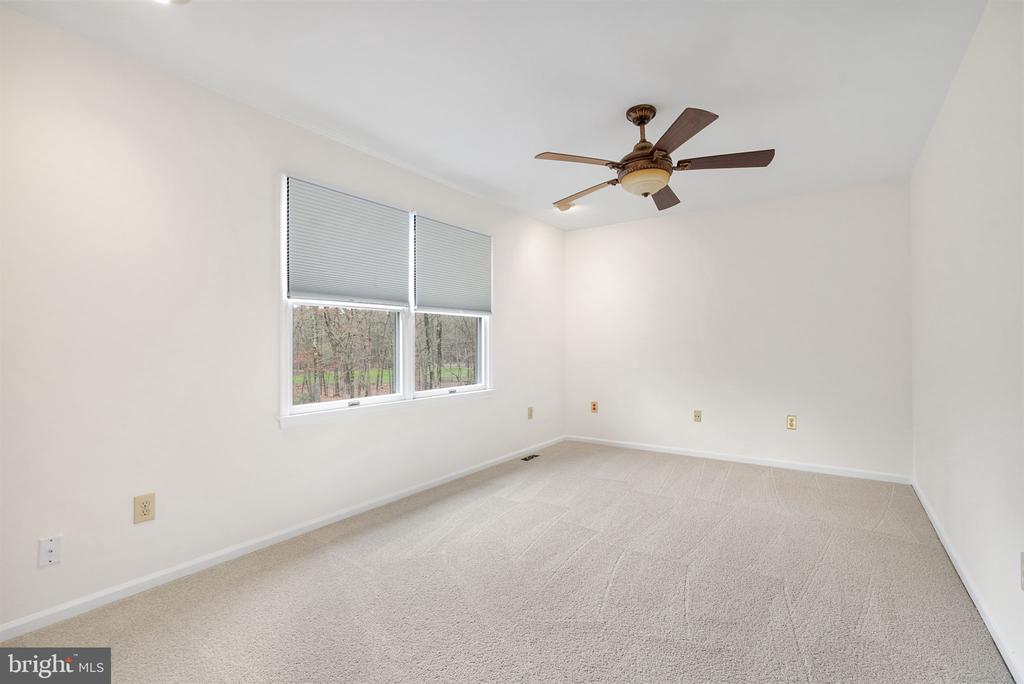 13 STONY CREEK COURT