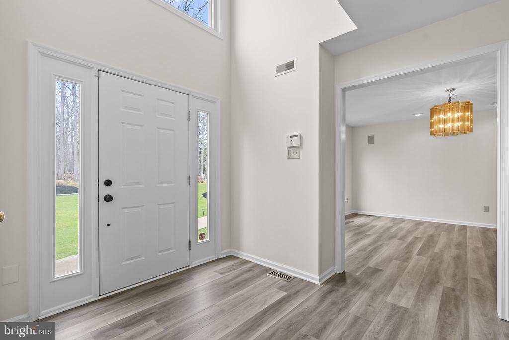 13 STONY CREEK COURT