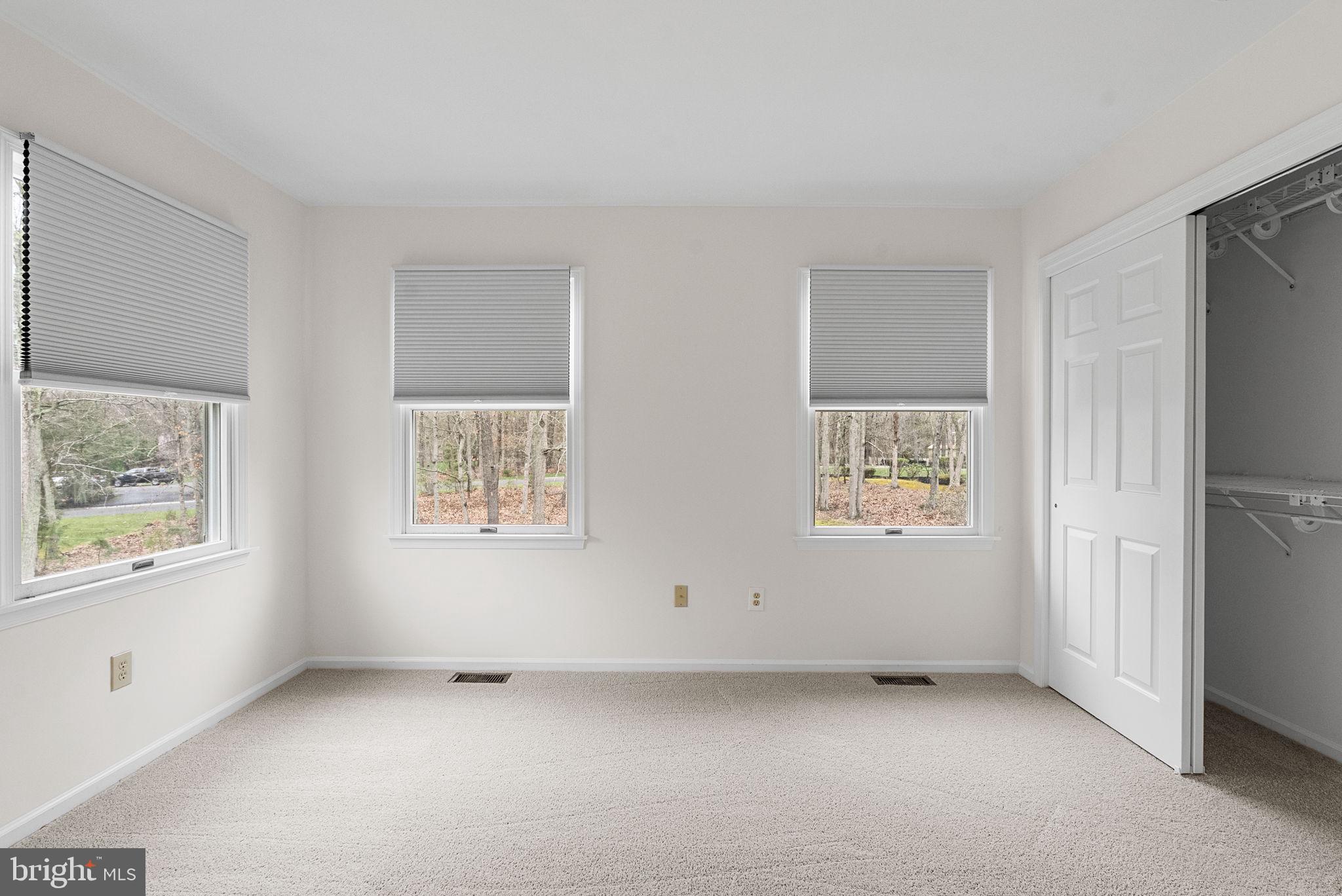 13 STONY CREEK COURT