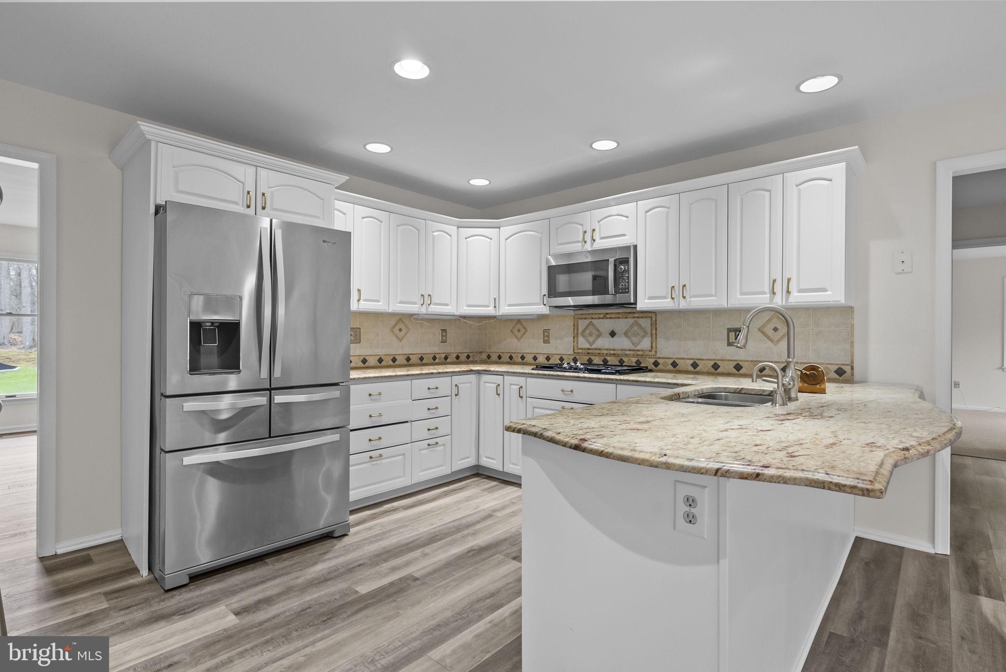 13 STONY CREEK COURT