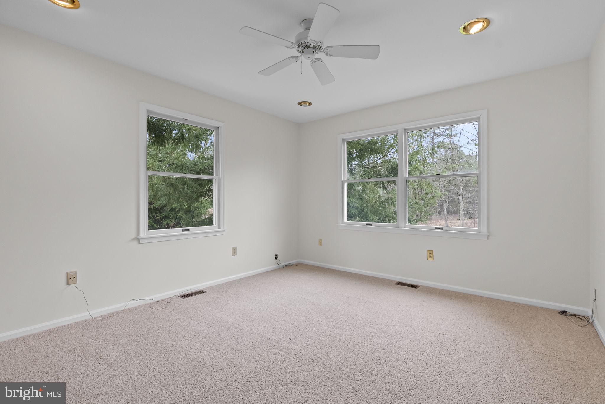 13 STONY CREEK COURT