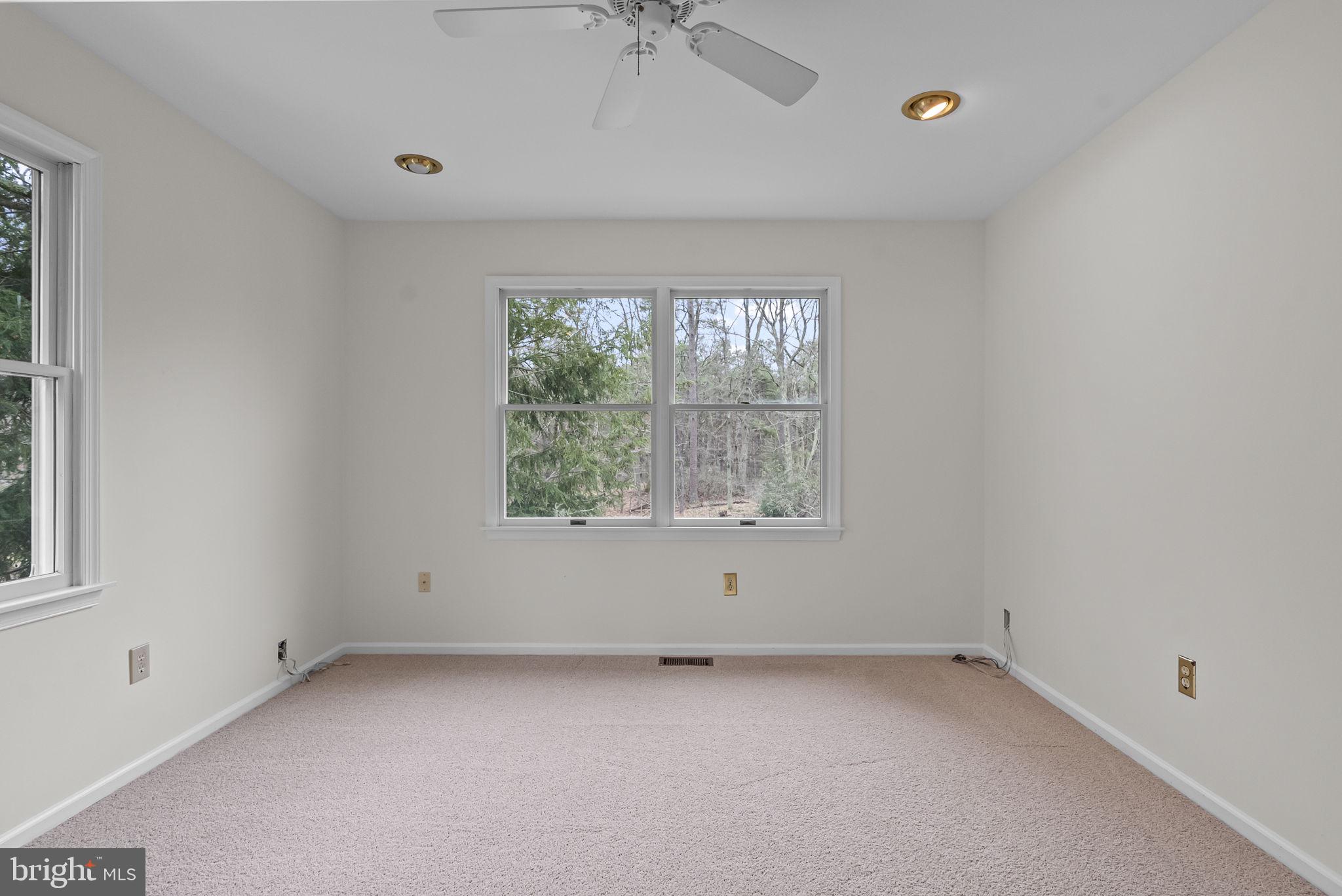 13 STONY CREEK COURT