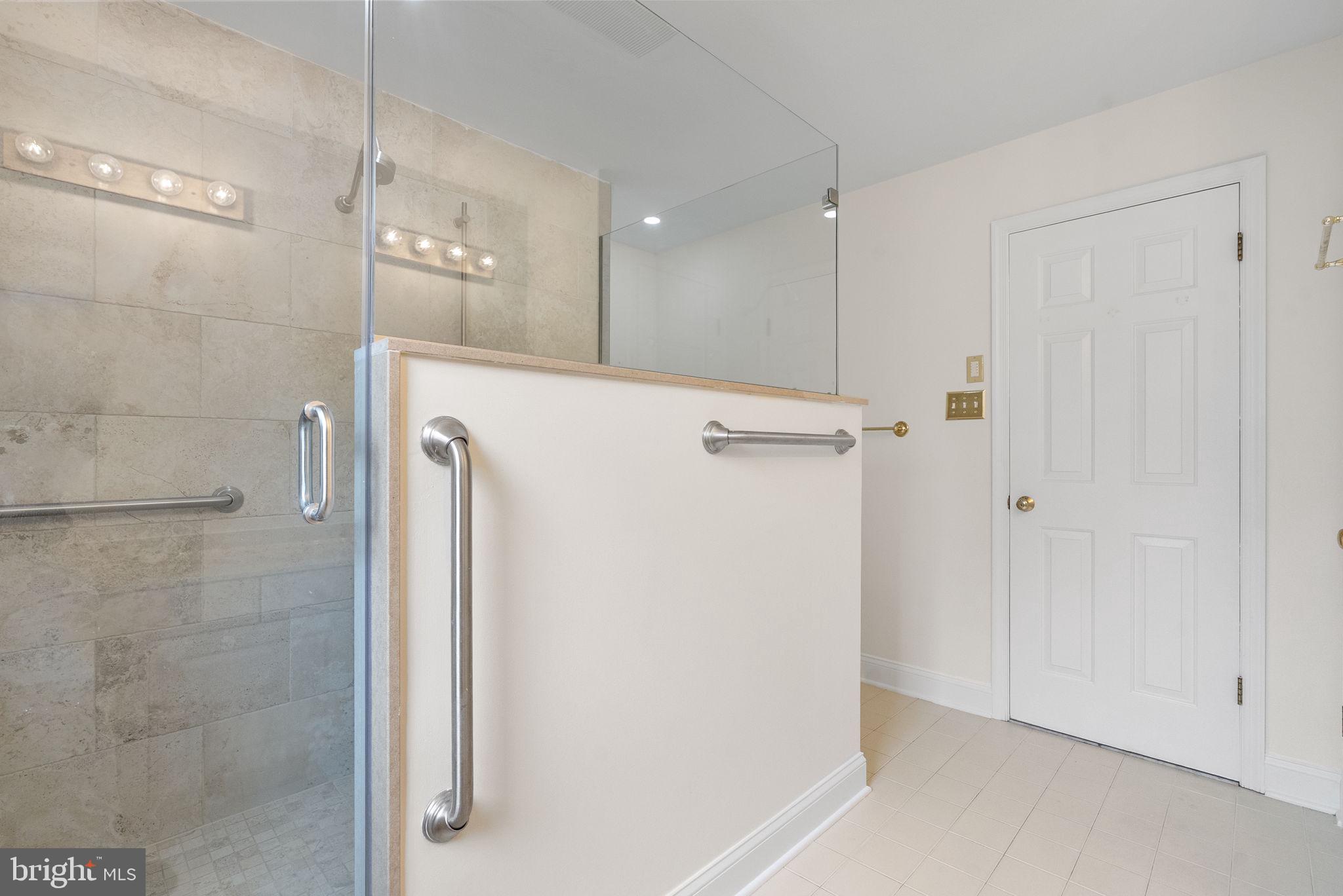 13 STONY CREEK COURT