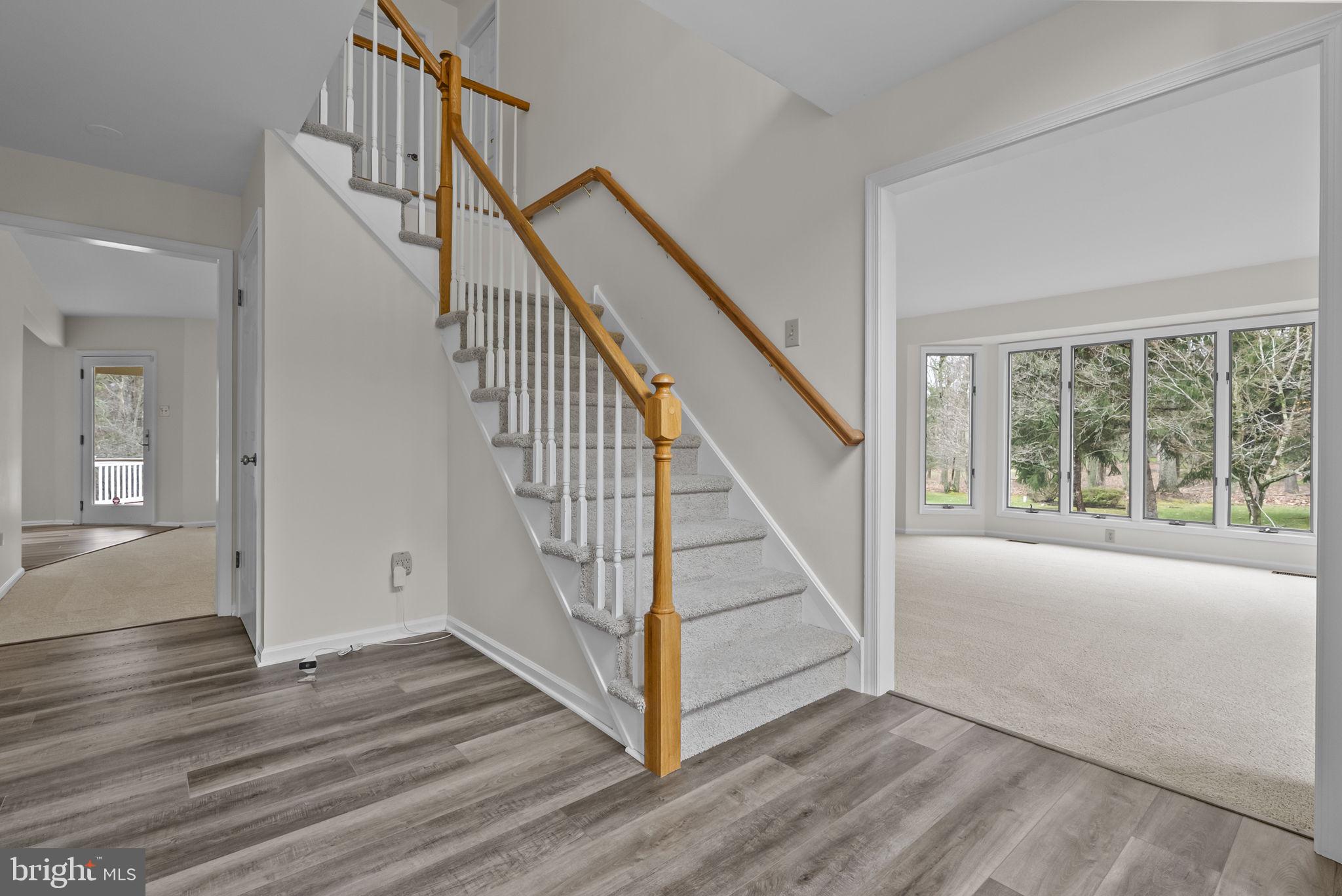 13 STONY CREEK COURT